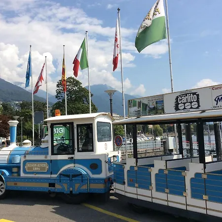 Onyx By Fewotessin Locarno