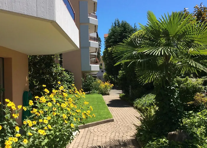 Onyx By Fewotessin Apartment