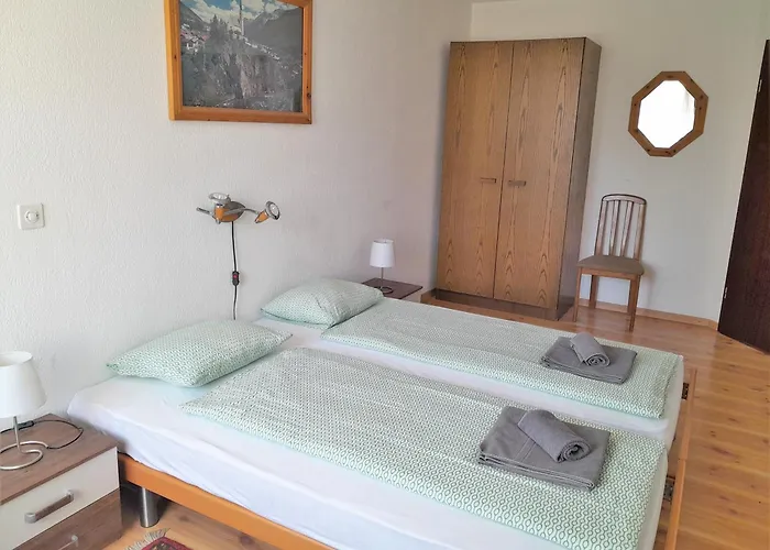 Onyx By Fewotessin Apartment