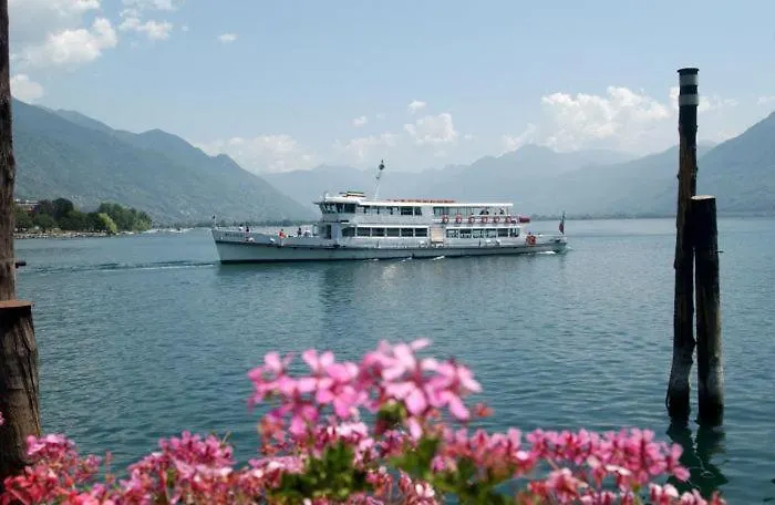 Onyx By Fewotessin لوكارنو