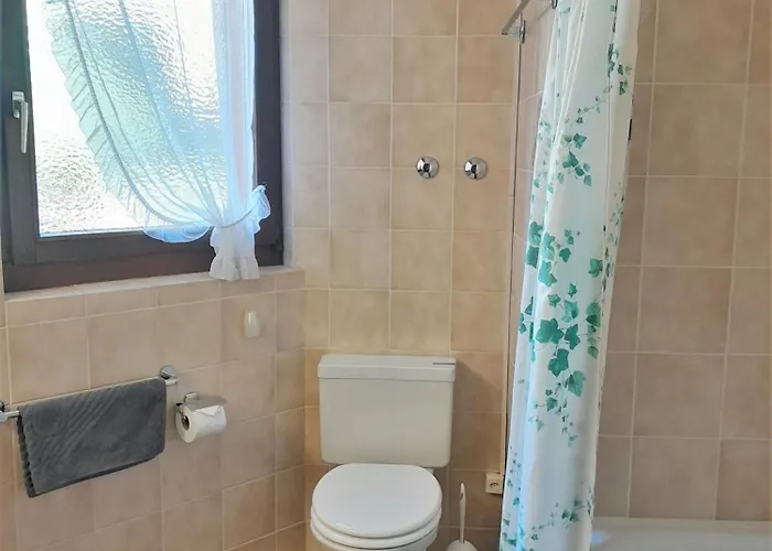 Onyx By Fewotessin لوكارنو