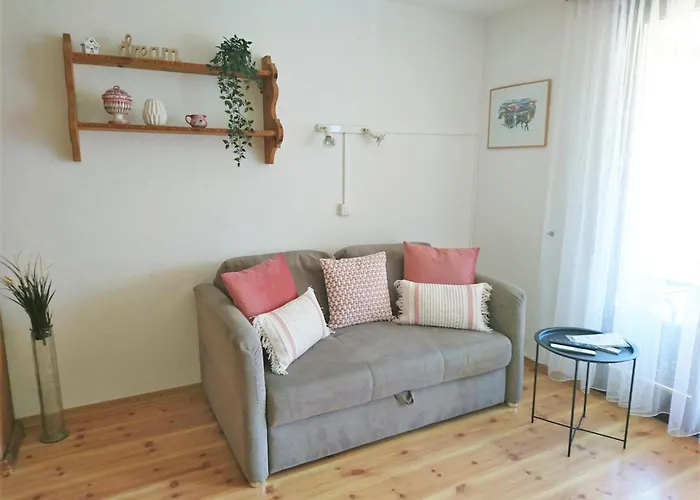 Onyx By Fewotessin لوكارنو